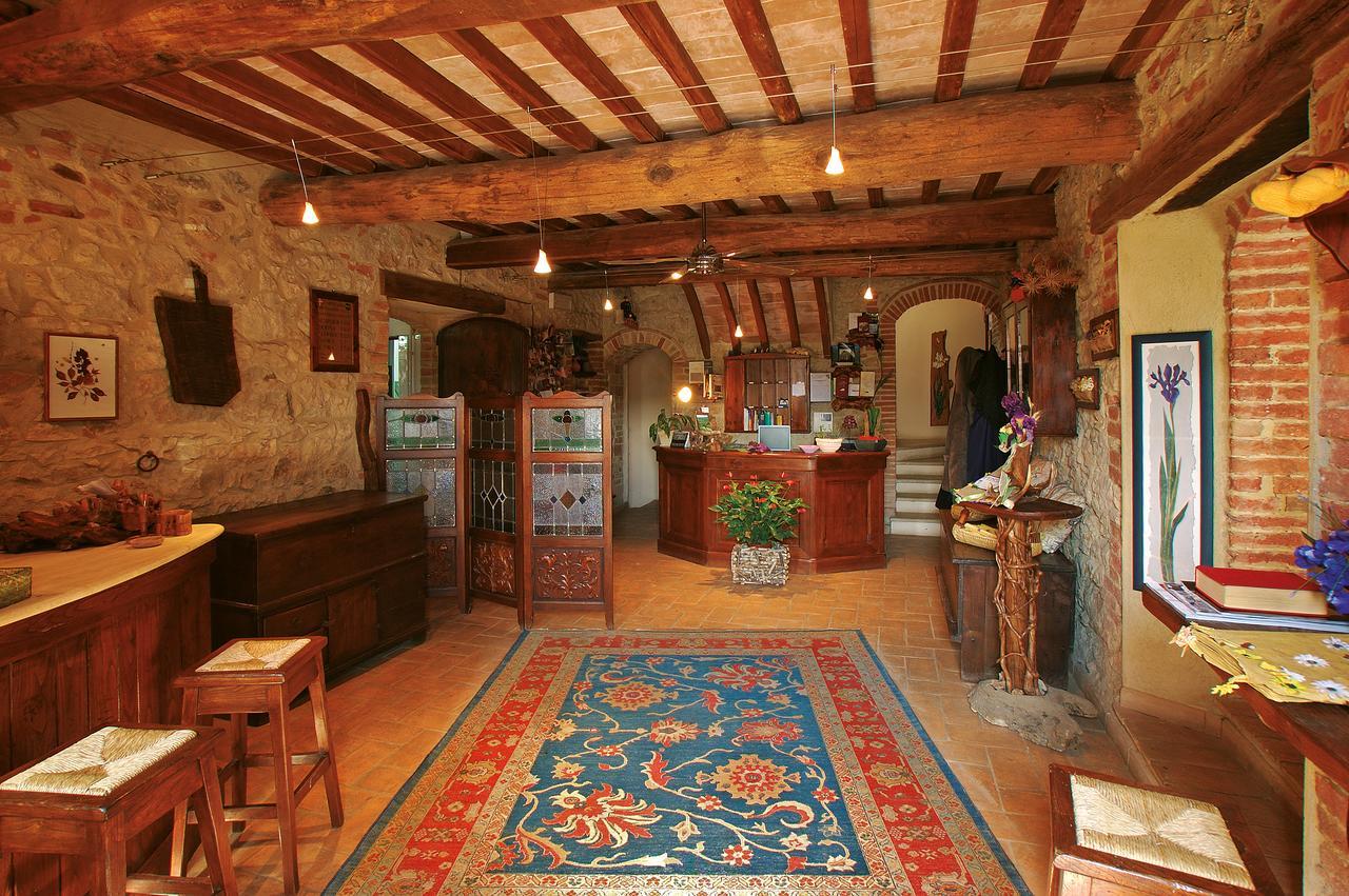 Podere Santa Maria Monte Antico エクステリア 写真